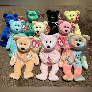 Lot of 10 TY Beanie Babies bears. Pet free and smoke free home. Been in storage